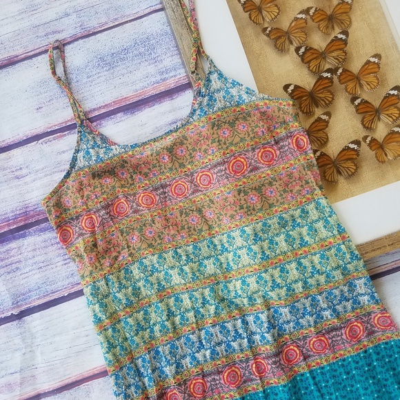 Urban Outfitters Dresses & Skirts - UO Staring At Stars Floral Festival Maxi Dress M